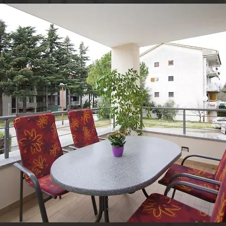 شقة Adria بوريتش